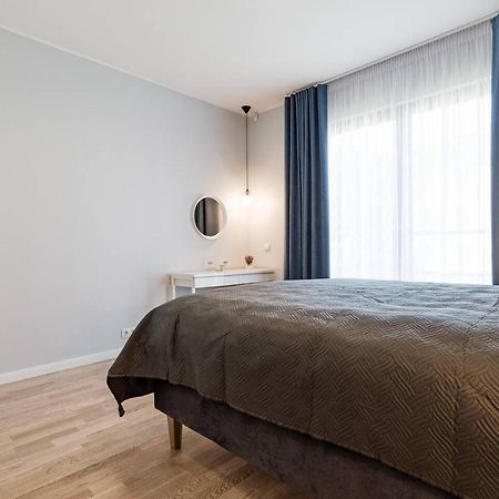 Central Apartments, Quiet With Free Parking And Ac. Tallinn Buitenkant foto