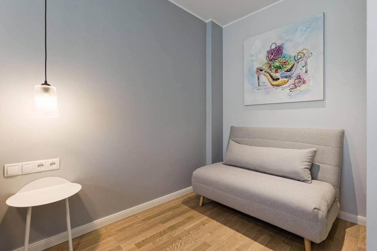 Central Apartments, Quiet With Free Parking And Ac. Tallinn Buitenkant foto