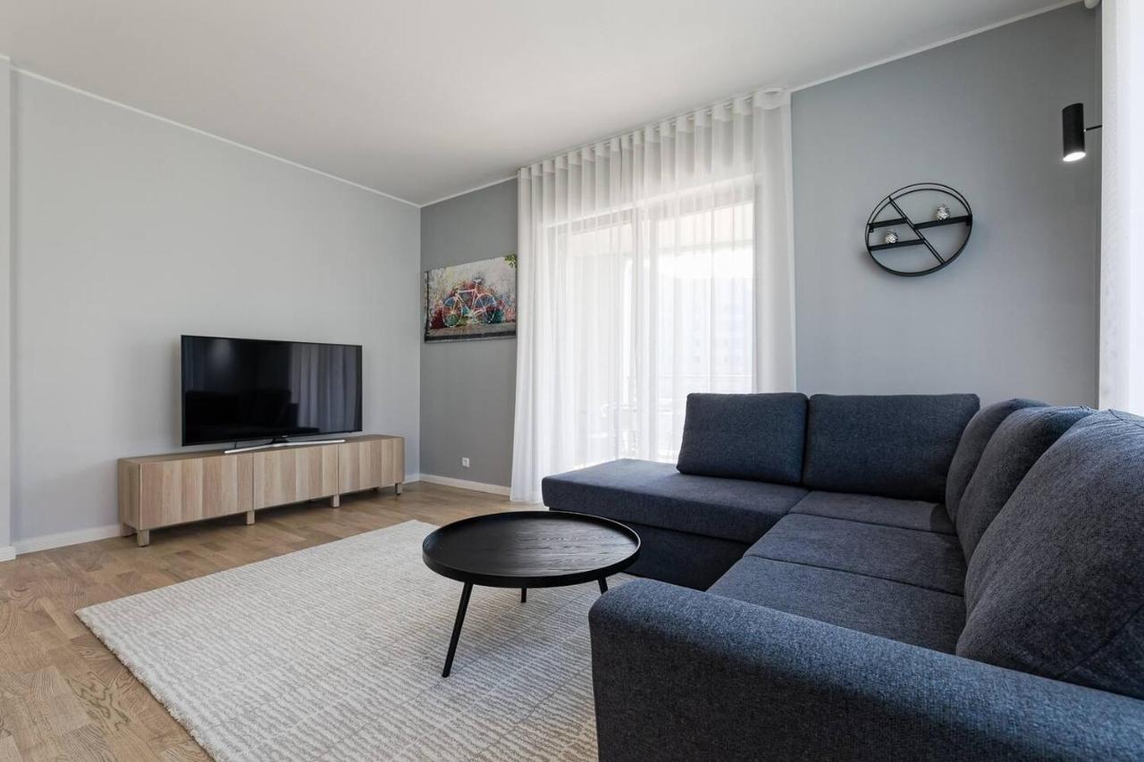 Central Apartments, Quiet With Free Parking And Ac. Tallinn Buitenkant foto