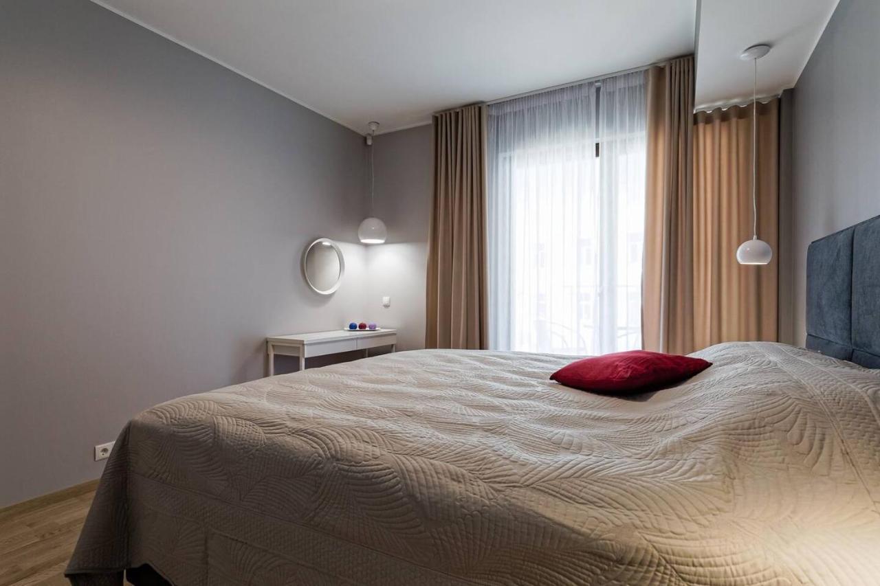 Central Apartments, Quiet With Free Parking And Ac. Tallinn Buitenkant foto