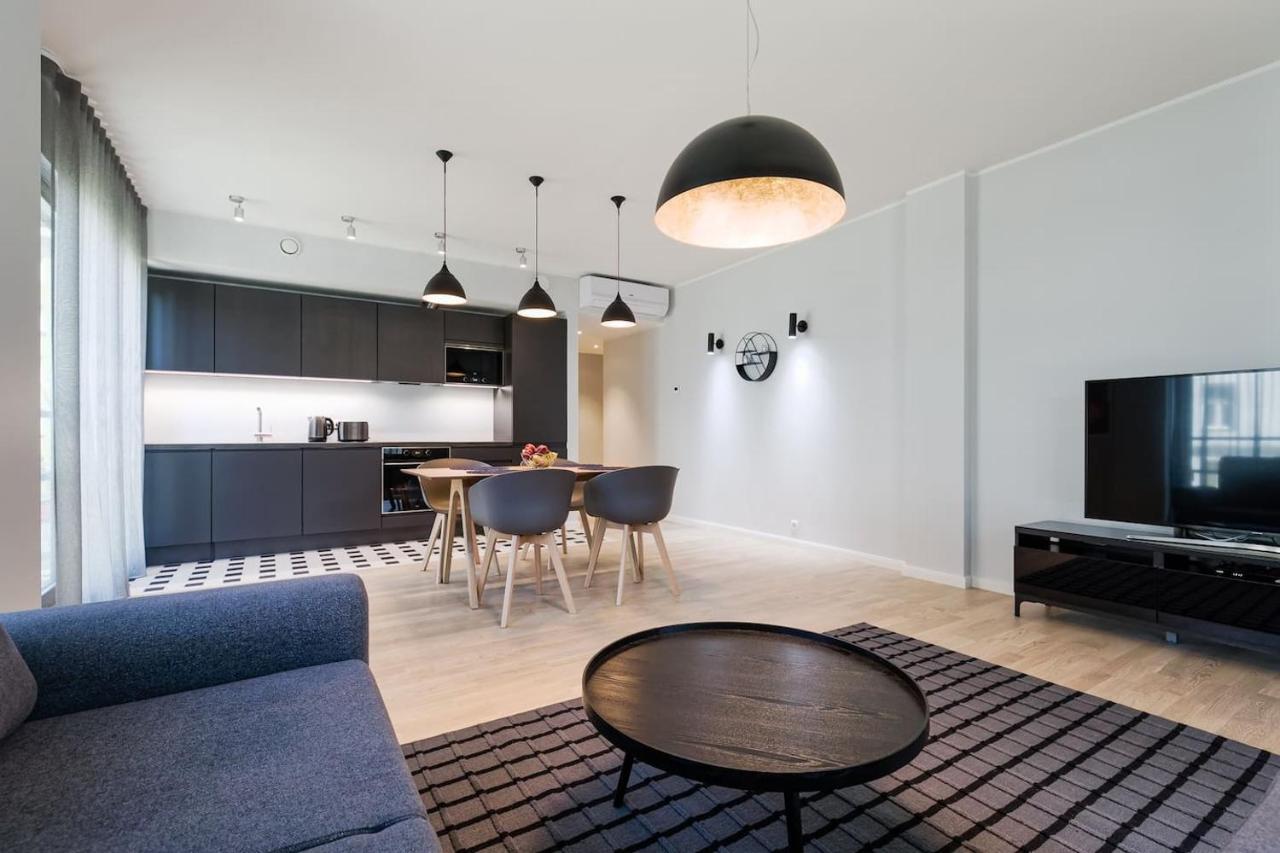 Central Apartments, Quiet With Free Parking And Ac. Tallinn Buitenkant foto